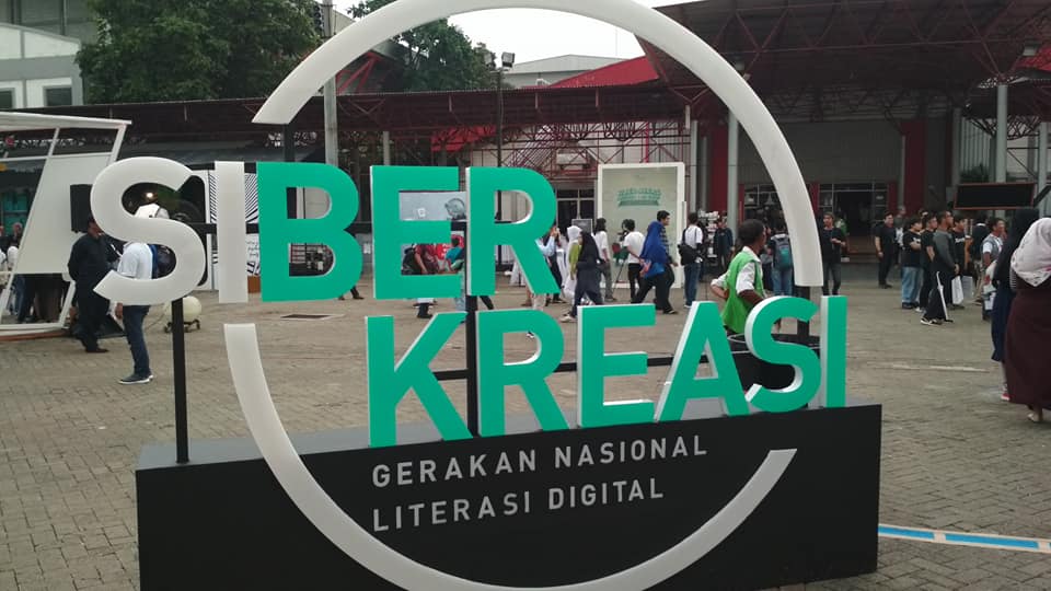 Siberkreasi Netizen Fair 2017 : Menyebarkan Literasi Digital dengan Cara yang Asyik 17 23031690 10211034889854581 6971375783340151603 n