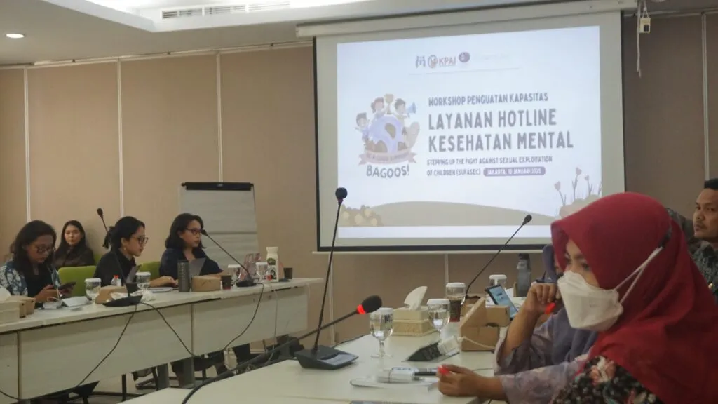 Workshop Penguatan Kapasitas Layanan Hotline Kesehatan Mental 3 Pemaparan